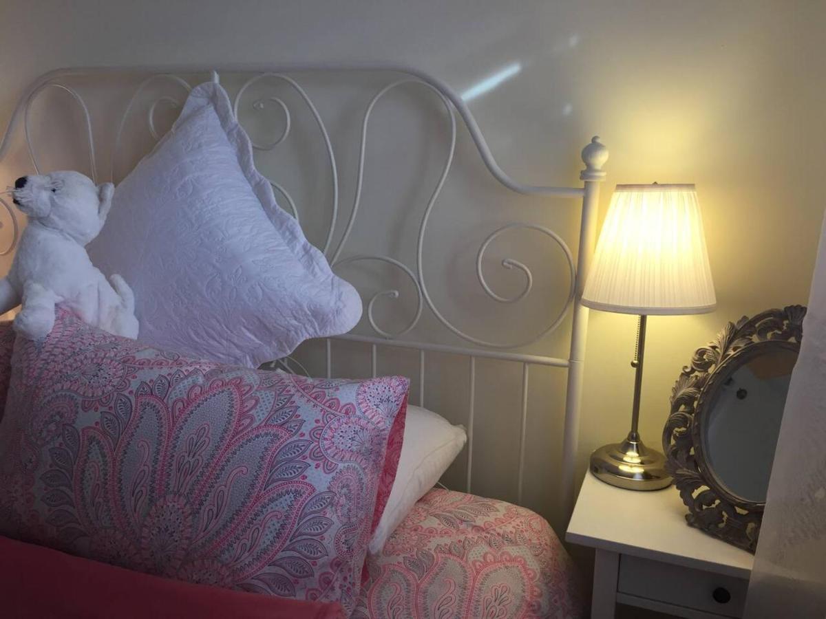 2 Bed Penthouse Apartment - Sea Views - Sleeps 4 فينيسترات المظهر الخارجي الصورة