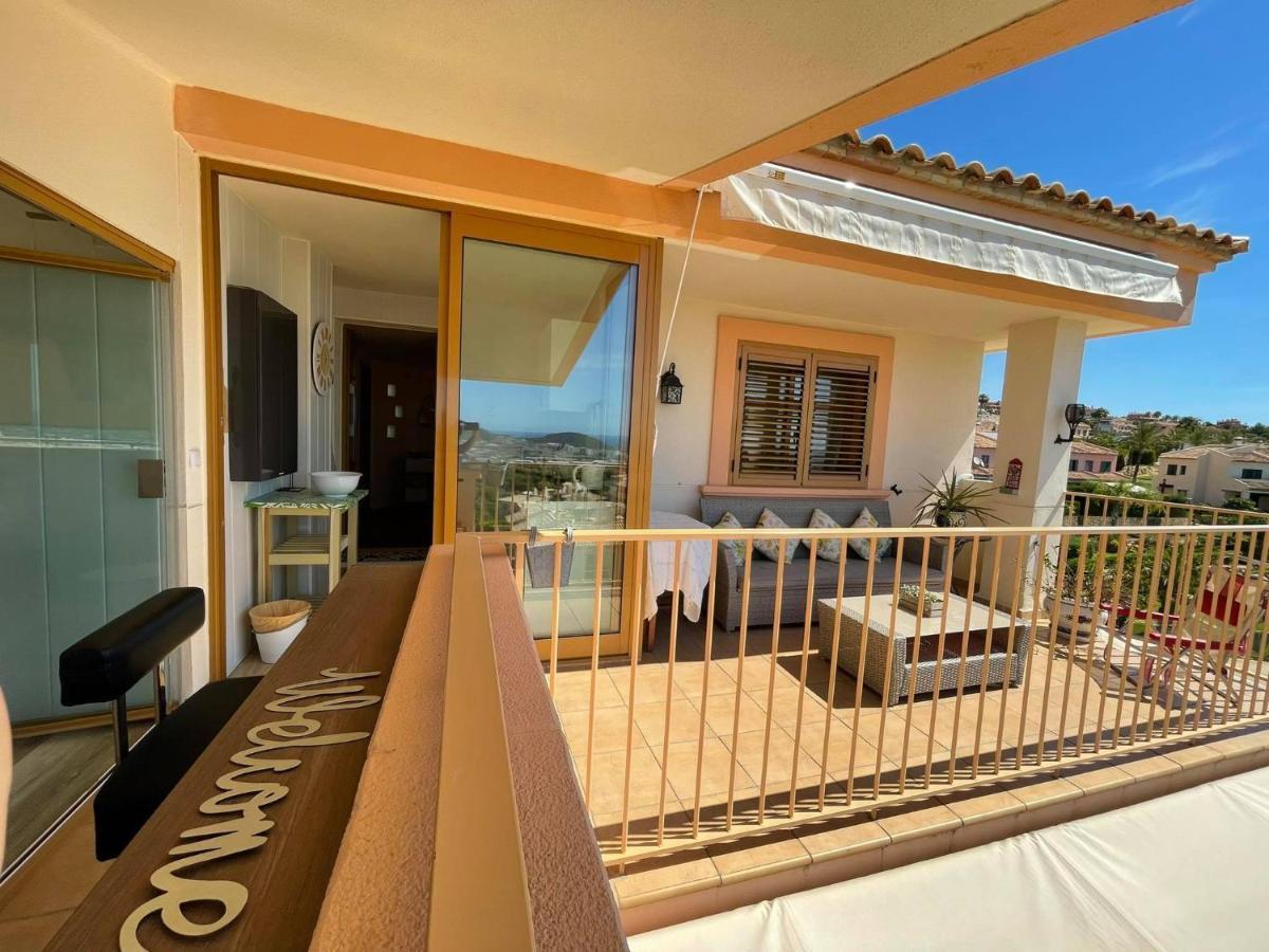 2 Bed Penthouse Apartment - Sea Views - Sleeps 4 فينيسترات المظهر الخارجي الصورة