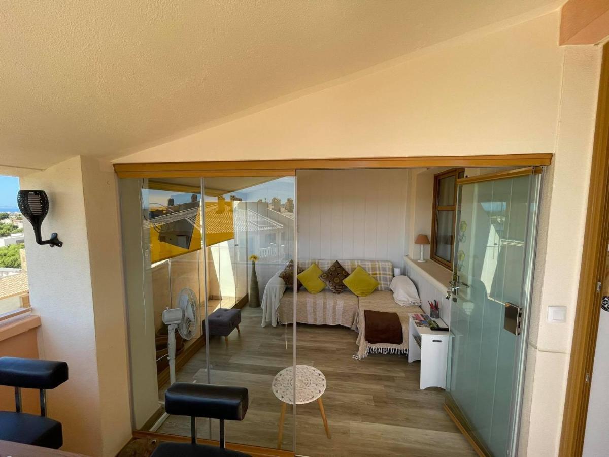 2 Bed Penthouse Apartment - Sea Views - Sleeps 4 فينيسترات المظهر الخارجي الصورة