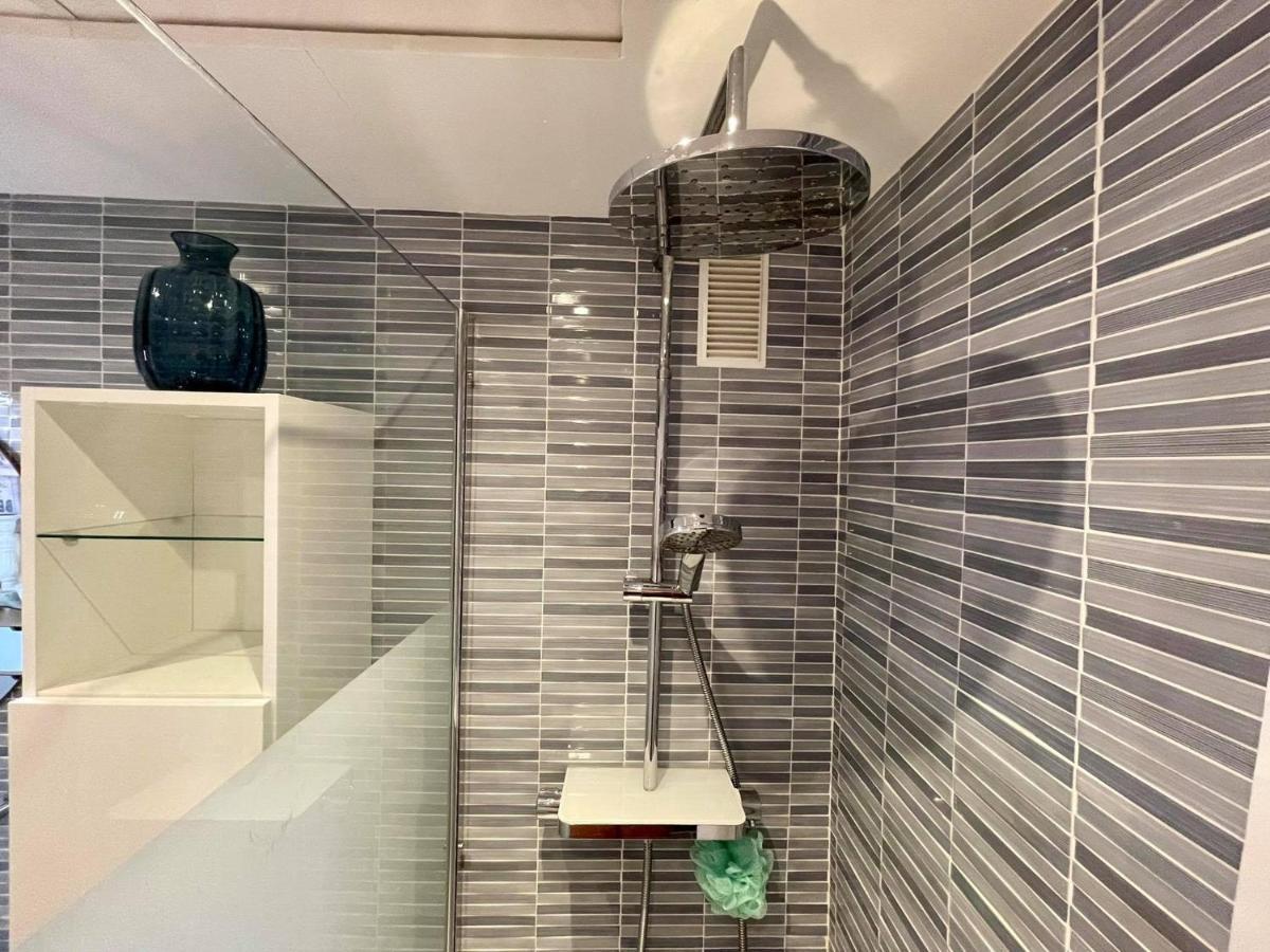 2 Bed Penthouse Apartment - Sea Views - Sleeps 4 فينيسترات المظهر الخارجي الصورة