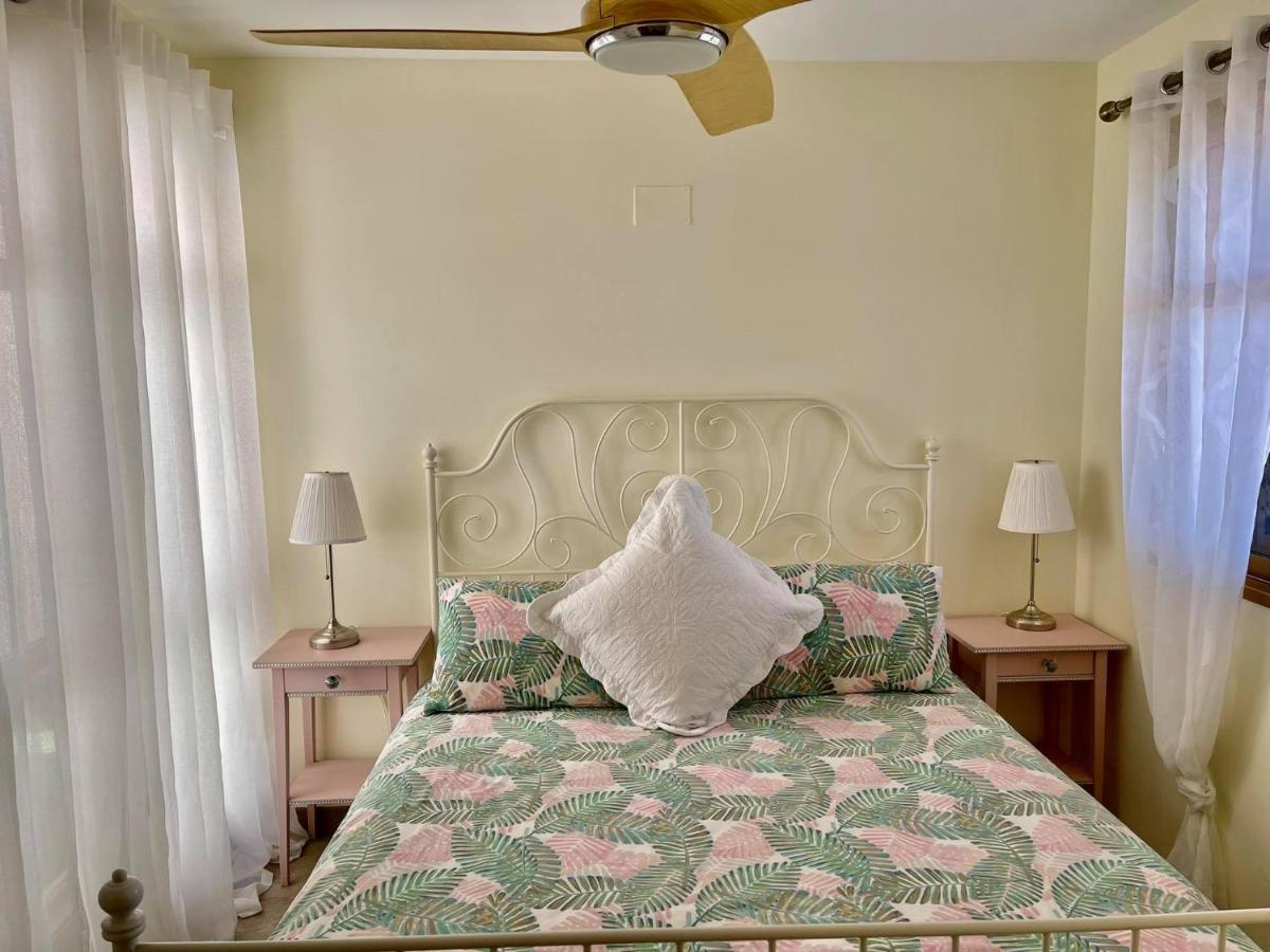 2 Bed Penthouse Apartment - Sea Views - Sleeps 4 فينيسترات المظهر الخارجي الصورة